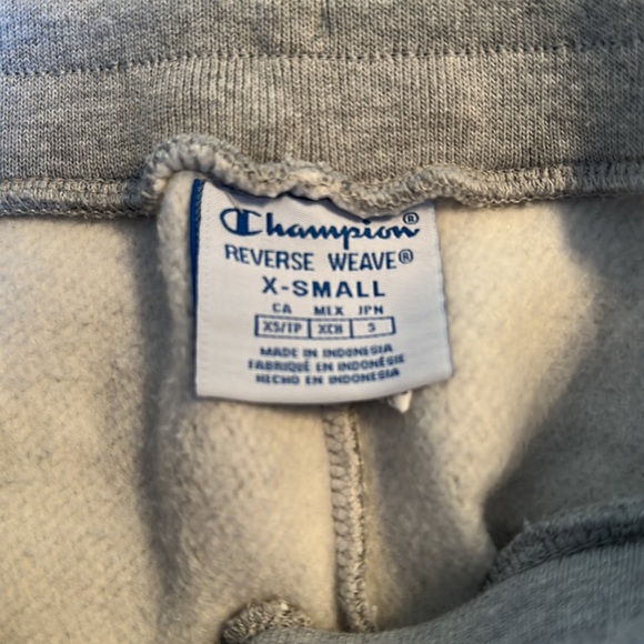 Champion shorts - Picture 3 of 3